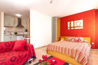 Apartamentos El Cenachero Malaga Luaran gambar