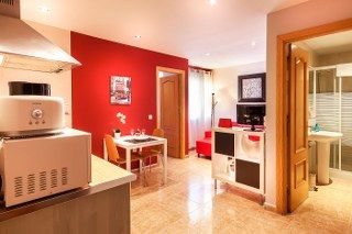 Apartamentos El Cenachero Malaga Luaran gambar