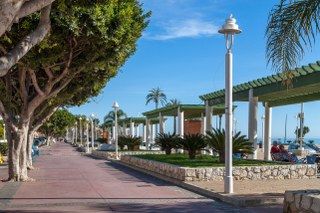 Apartamentos El Cenachero Malaga Luaran gambar